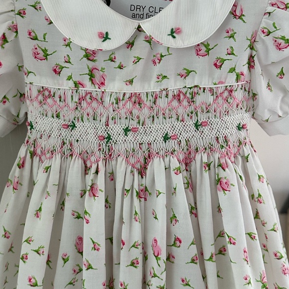 Smocked vintage rose embroidered print dress - Picture 6 of 8